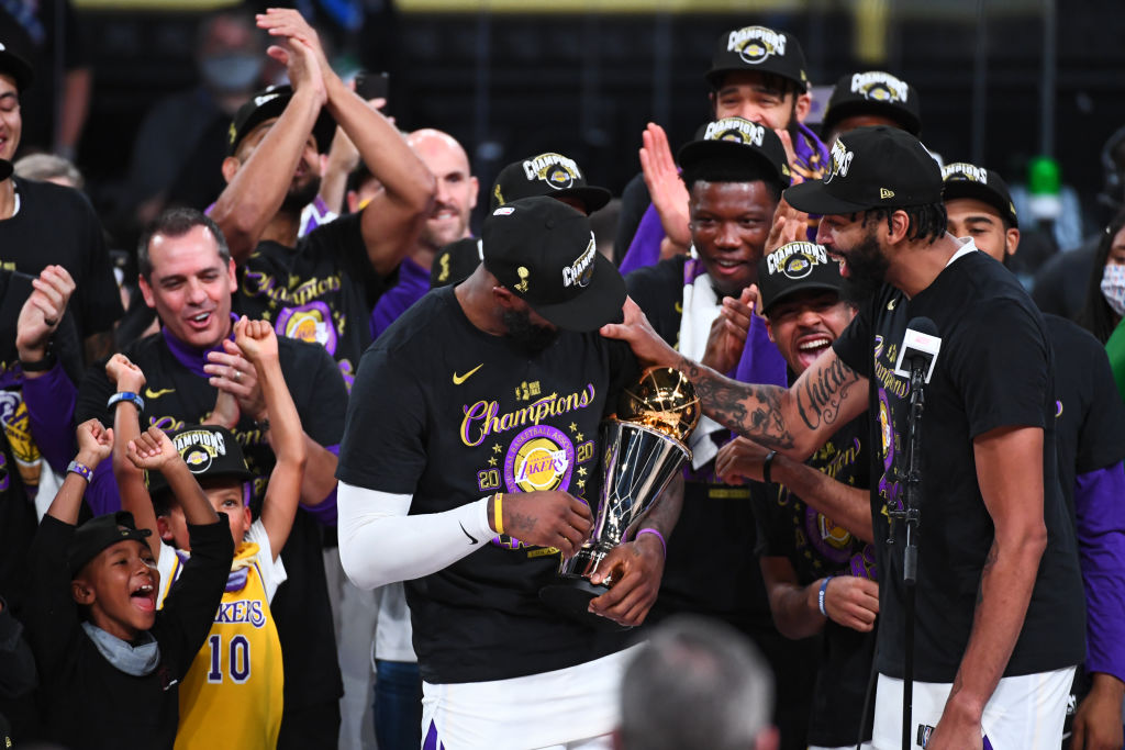 Lakers Tie Celtics With 17th NBA Championship